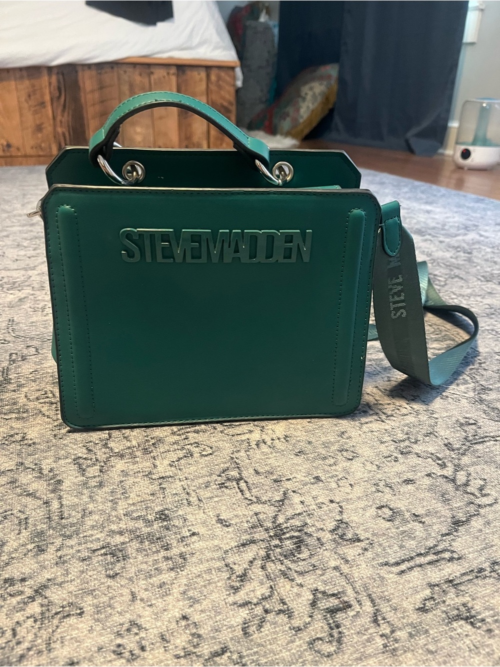 STEVE MADDEN crossbody purse